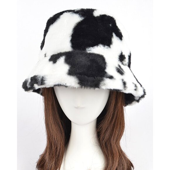 BNWT Brand New Cow Print Faux Fur Plushy Bucket Hat - Picture 3 of 5